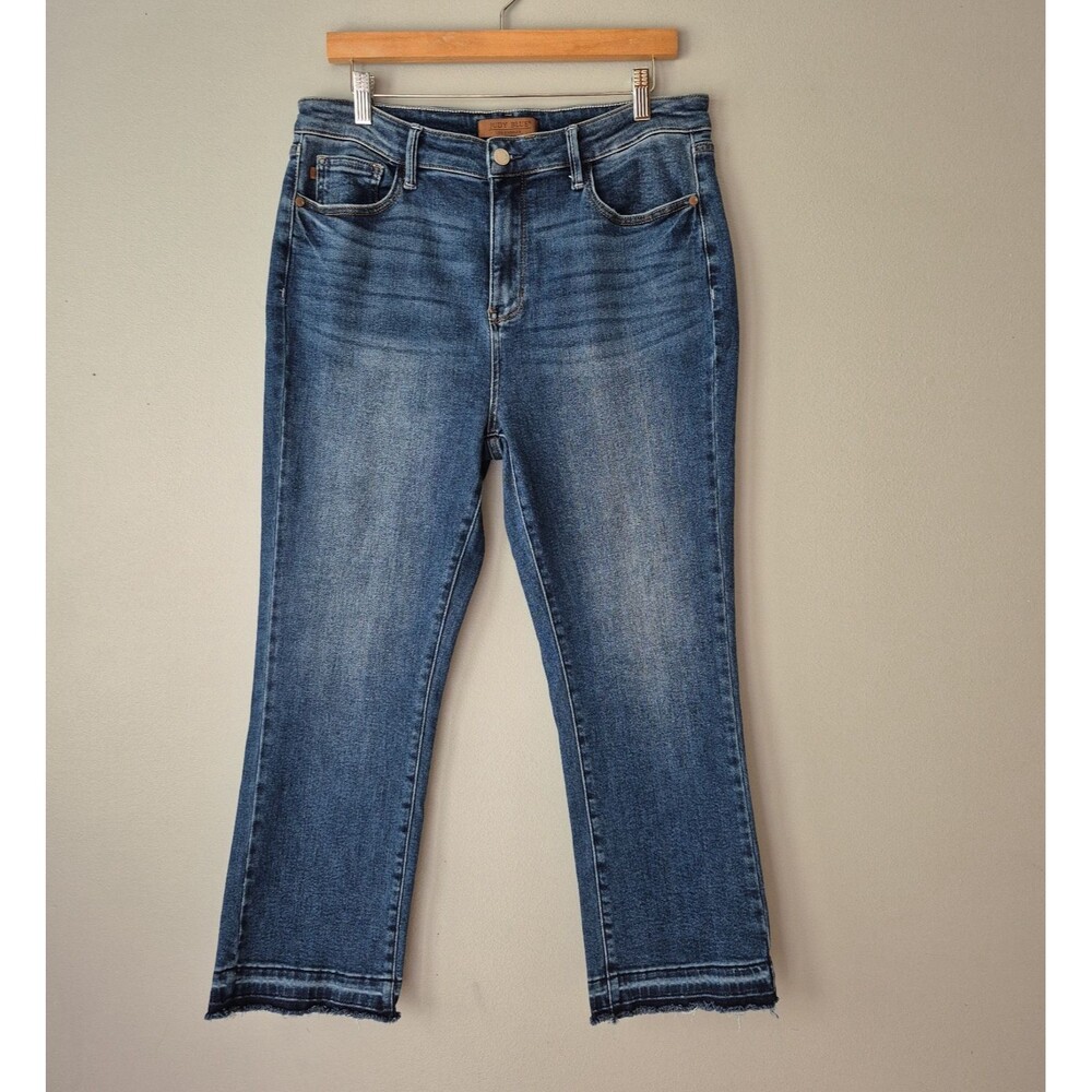 Judy Blue Medium Wash High Rise Kick Flare Cropped Jeans w/ Raw Hem Womens 15